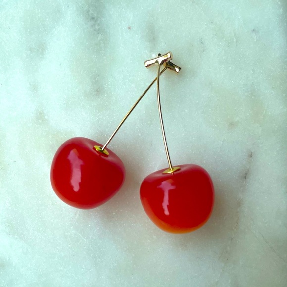 🍒 Urban Outfitters Cherry Season Dangle Earrings - Picture 2 of 8